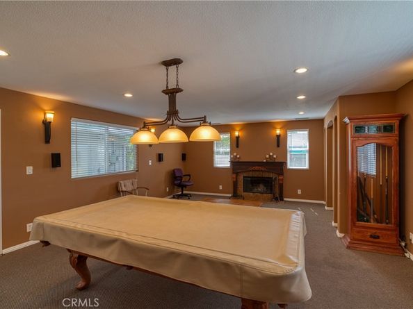 10049 10049 Langdon, San Fernando CA 91345
