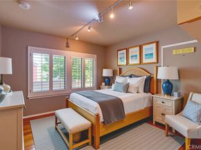 10049 Langdon, San Fernando CA 91345