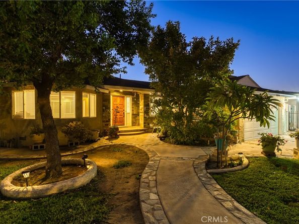 10049 10049 Langdon, San Fernando CA 91345
