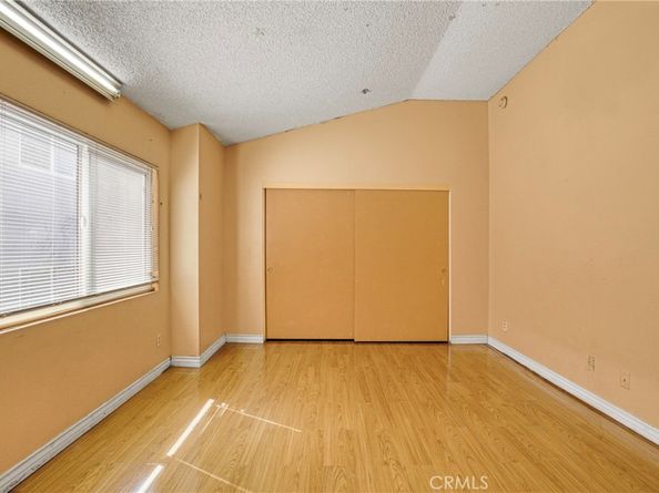 8828 Burnet Avenue 9, North Hills CA 91343