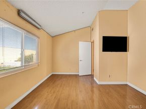 8828 Burnet Avenue 9, North Hills CA 91343