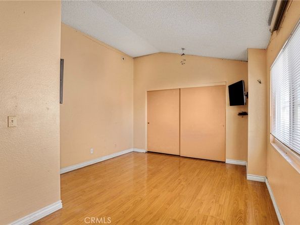8828 Burnet Avenue 9, North Hills CA 91343
