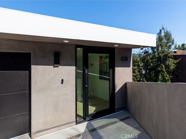 5130 Medina Road, Woodland Hills CA 91364