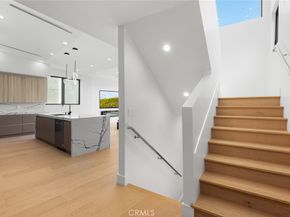 5130 Medina Road, Woodland Hills CA 91364