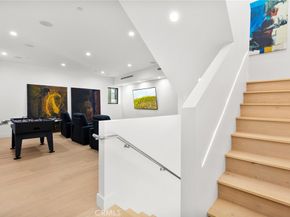 5130 Medina Road, Woodland Hills CA 91364
