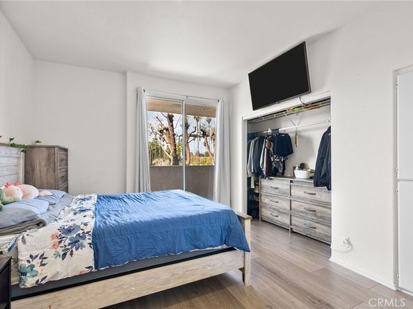 19350 Sherman Way 204, Reseda CA 91335