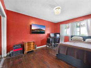 10050 Balboa Boulevard, Northridge CA 91325