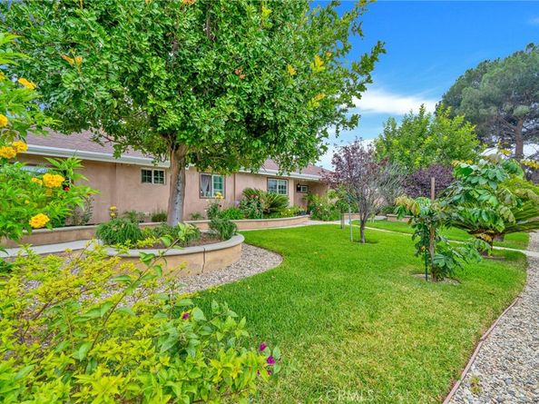 10050 Balboa Boulevard, Northridge CA 91325