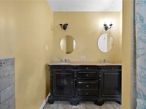 10050 Balboa Boulevard, Northridge CA 91325
