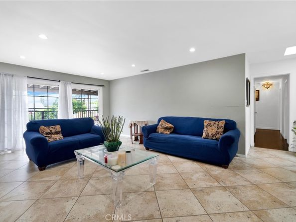 10050 Balboa Boulevard, Northridge CA 91325