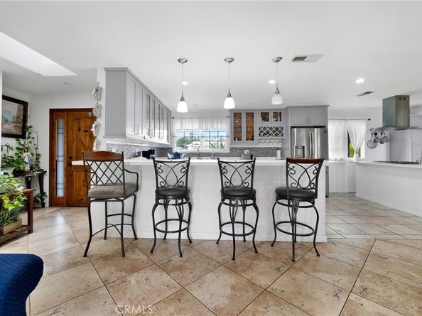 10050 Balboa Boulevard, Northridge CA 91325