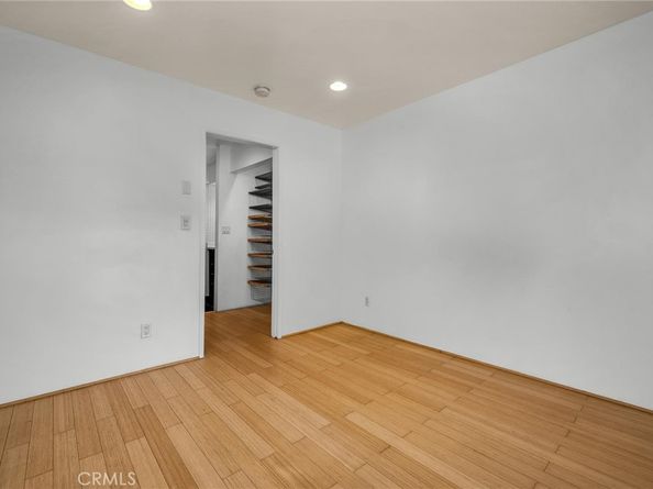 1222 N Olive Drive 213, West Hollywood CA 90069