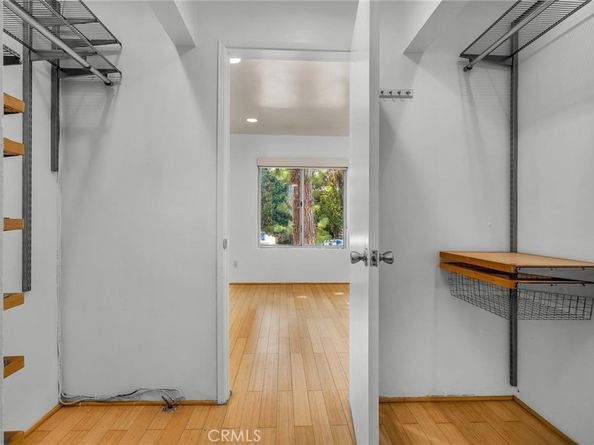 1222 N Olive Drive 213, West Hollywood CA 90069