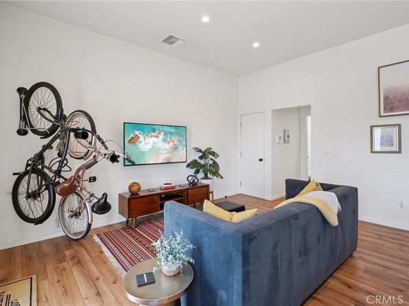 1401 Termino Avenue, Long Beach CA 90804