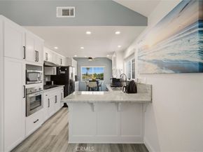 1809 Vanderbilt Lane C, Redondo Beach CA 90278