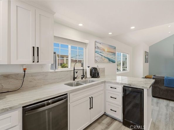 1809 Vanderbilt Lane C, Redondo Beach CA 90278