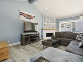 1809 Vanderbilt Lane C, Redondo Beach CA 90278