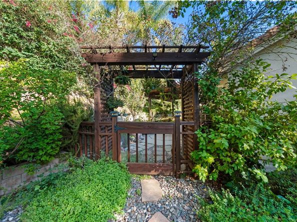 25703 Willow Lane, Escondido CA 92026