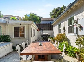 3209 Bennett Drive, Los Angeles CA 90068