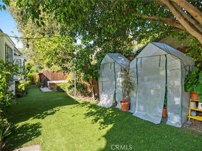 3209 Bennett Drive, Los Angeles CA 90068