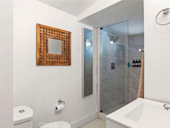 3209 Bennett Drive, Los Angeles CA 90068