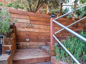 3209 Bennett Drive, Los Angeles CA 90068