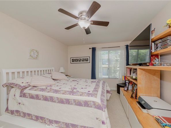 21450 Burbank Boulevard 211, Woodland Hills CA 91367