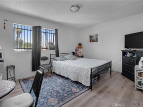 2200 E 105th Street, Los Angeles CA 90002