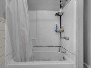 2200 E 105th Street, Los Angeles CA 90002