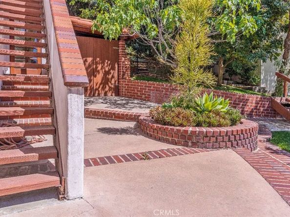 6723 Hillside Lane, Whittier CA 90602