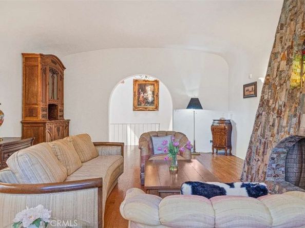 6723 Hillside Lane, Whittier CA 90602