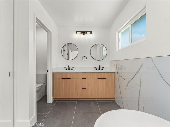 426 E Holyoke, Claremont CA 91711