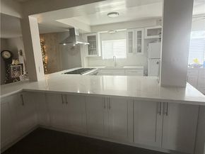 15935 Community Street, North Hills CA 91343