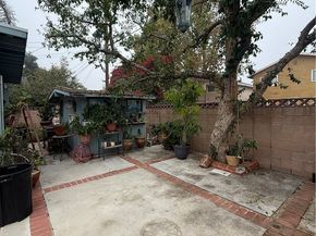 15935 Community Street, North Hills CA 91343