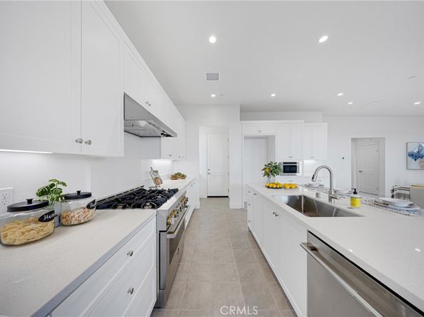 107 Eversedge, Irvine CA 92618