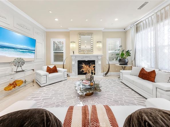 123 Calderon, Irvine CA 92618