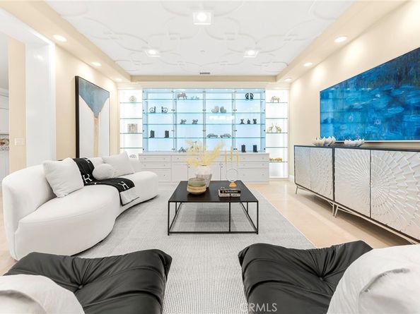 123 Calderon, Irvine CA 92618