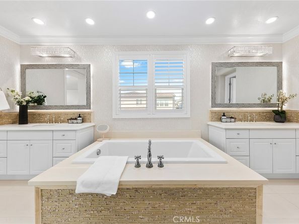 123 Calderon, Irvine CA 92618