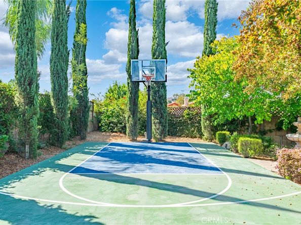 21630 Acanthus Circle, Walnut CA 91789
