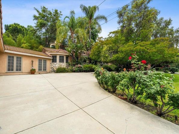 4959 Brewster Drive, Tarzana CA 91356