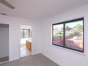 2727 Altura Avenue, La Crescenta CA 91214