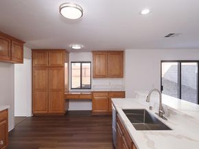 2727 Altura Avenue, La Crescenta CA 91214