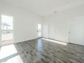 668 Keenan Avenue, Los Angeles CA 90022