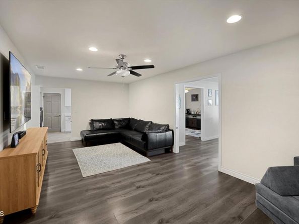 161 S Winton Avenue, La Puente CA 91744