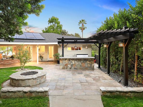 1620 Knollwood Drive, Pasadena CA 91103