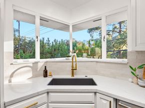 1620 Knollwood Drive, Pasadena CA 91103