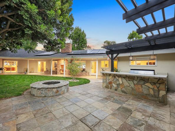 1620 Knollwood Drive, Pasadena CA 91103