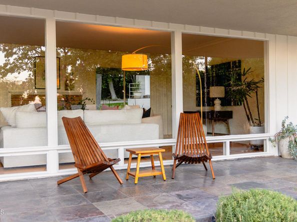 1620 Knollwood Drive, Pasadena CA 91103