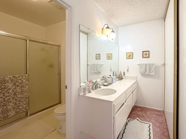 9763 Reseda Boulevard 83, Northridge CA 91324
