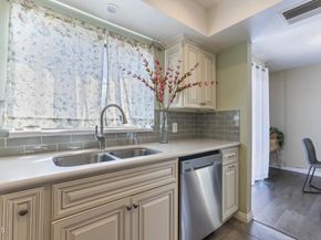 1005 Monterey Road 1, Glendale CA 91206